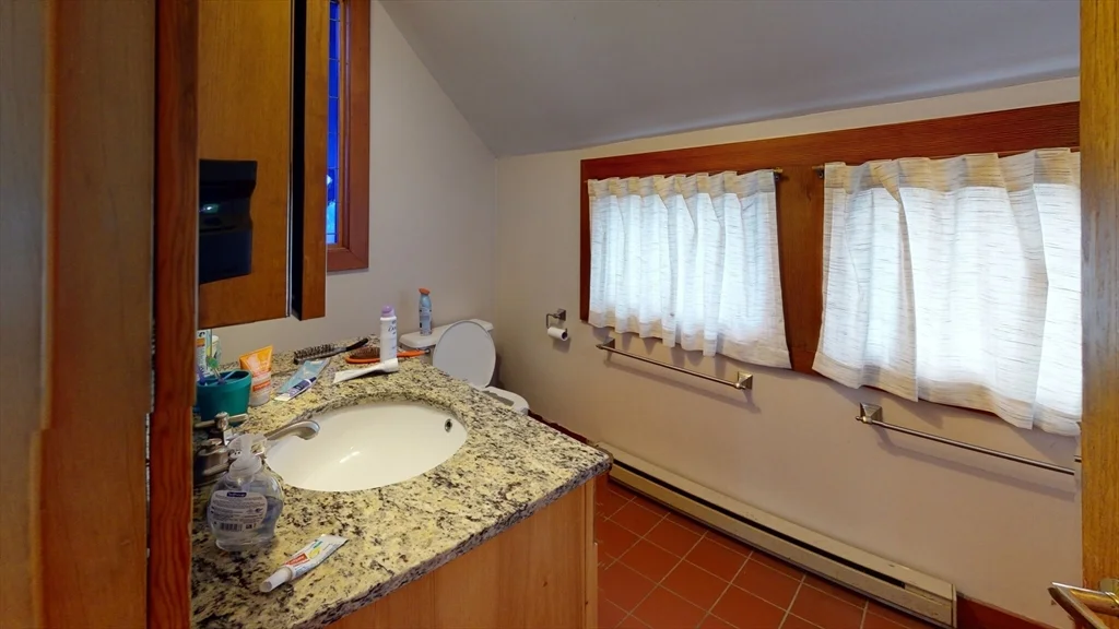 3 bed, 2 bath apartment for rent at 74 Saint Rose St Unit 3, Boston — photo 11 of 12