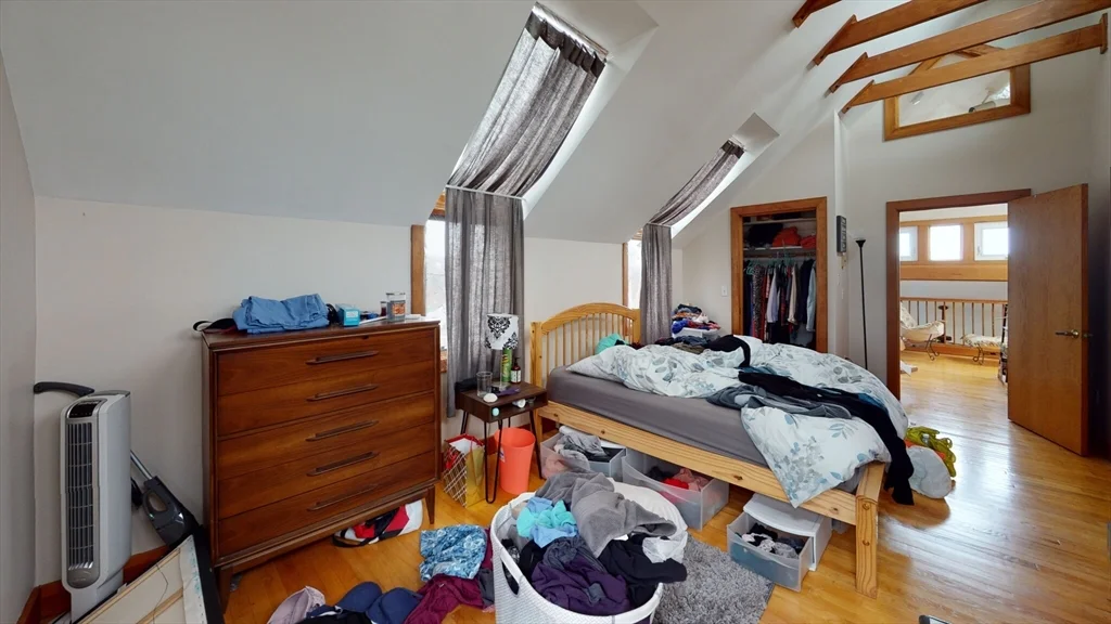 3 bed, 2 bath apartment for rent at 74 Saint Rose St Unit 3, Boston — photo 5 of 12