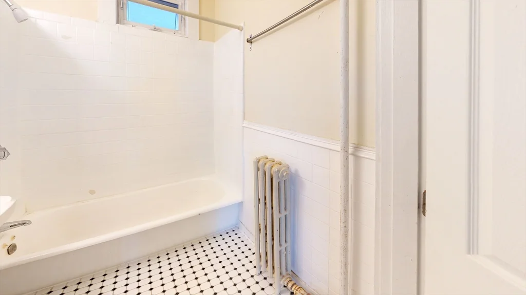 3 bed, 1 bath apartment for rent at 74 Saint Rose Unit 2, Jamaica Plain — photo 8 of 9