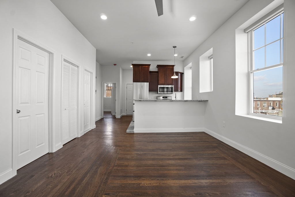 3 bed, 2 bath apartment for rent at 74 Salem St Unit 3, North End — photo 3 of 23