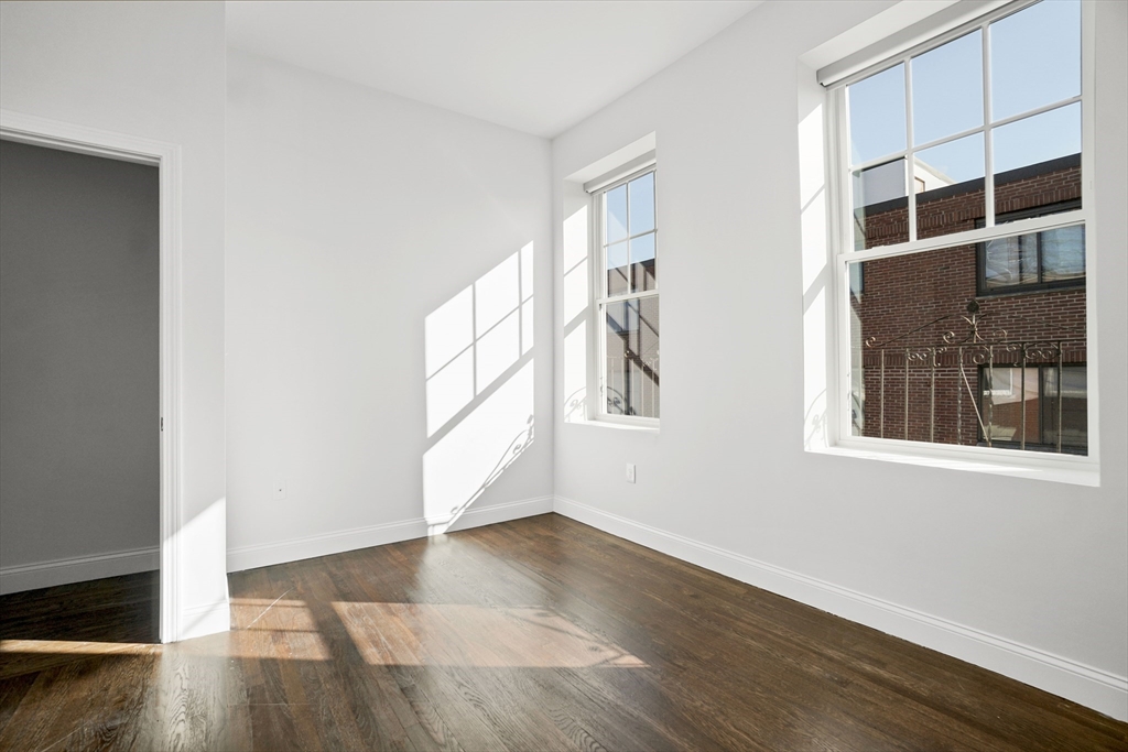 3 bed, 2 bath apartment for rent at 74 Salem St Unit 3, North End — photo 11 of 23
