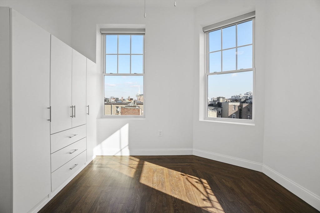 3 bed, 2 bath apartment for rent at 74 Salem St Unit 3, North End — photo 14 of 23