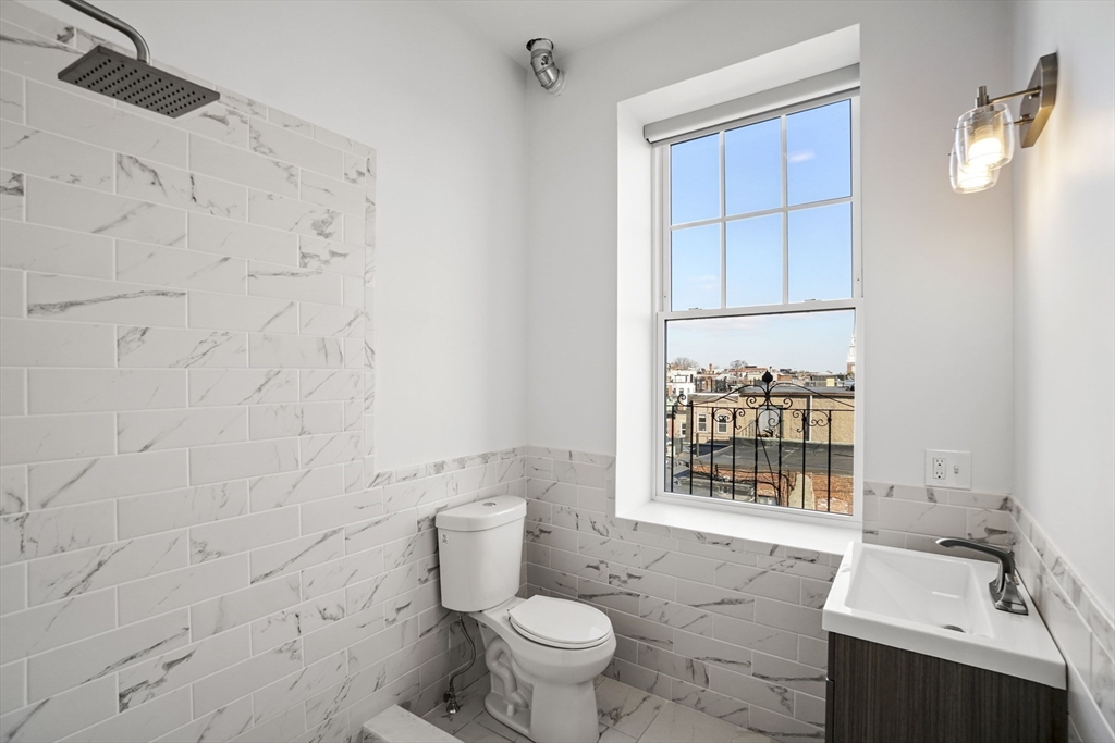 3 bed, 2 bath apartment for rent at 74 Salem St Unit 3, North End — photo 21 of 23