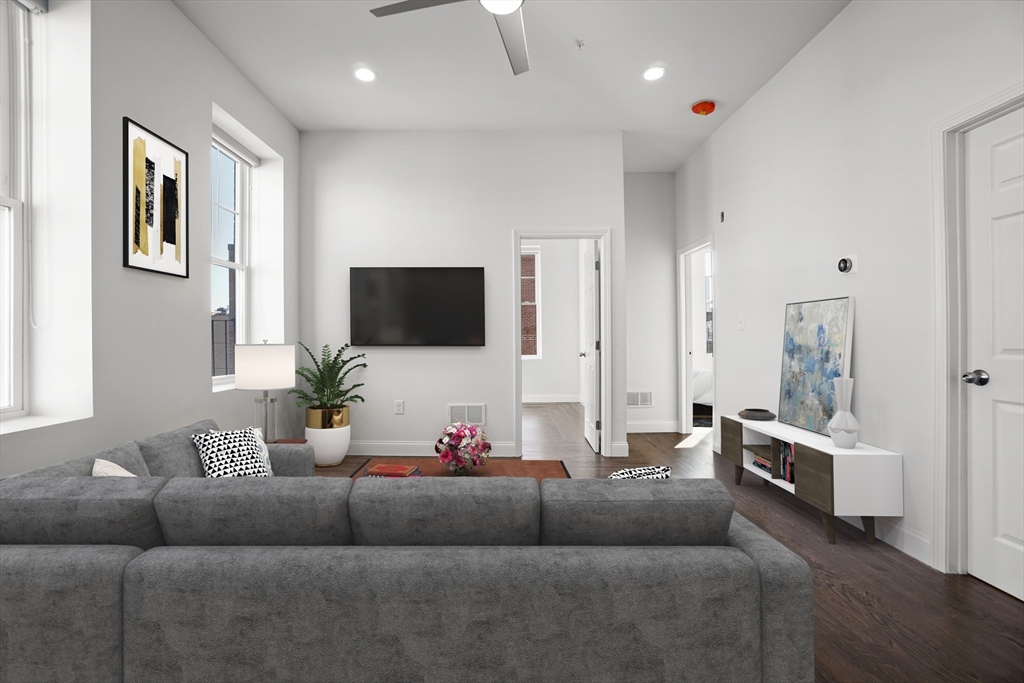 3 bed, 2 bath apartment for rent at 74 Salem St Unit 3, North End