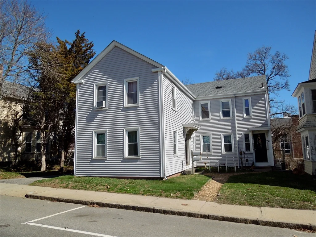 1 bed, 1 bath apartment for rent at 74 Sandwich St Unit 2N, Plymouth — photo 1 of 6