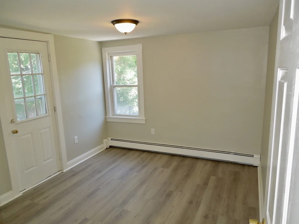 1 bed, 1 bath apartment for rent at 74 Sandwich St Unit 2S, Downtown — photo 2 of 5