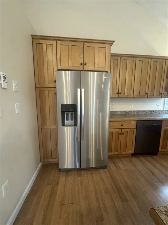 3 bed, 1 bath apartment for rent at 74 Saugus, Saugus — photo 9 of 19