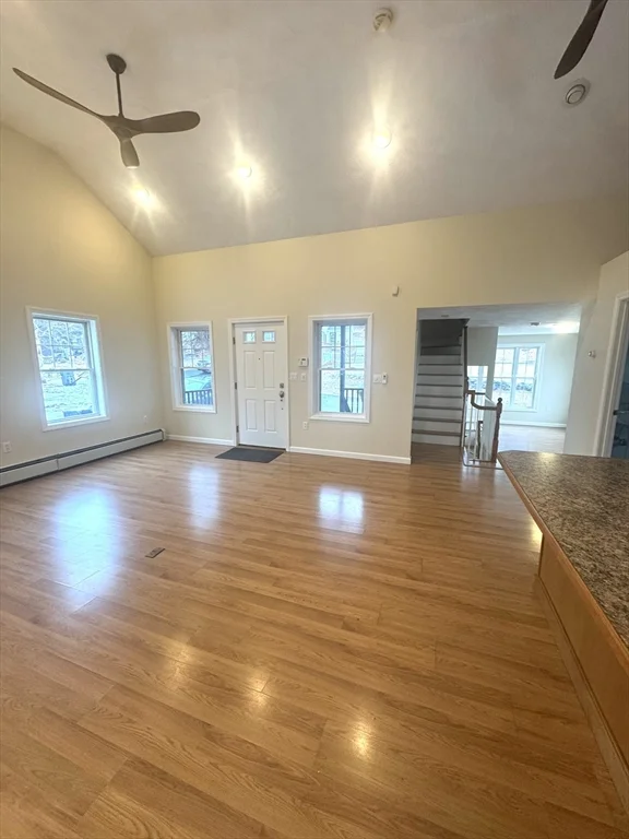 3 bed, 1 bath apartment for rent at 74 Saugus, Saugus — photo 8 of 19