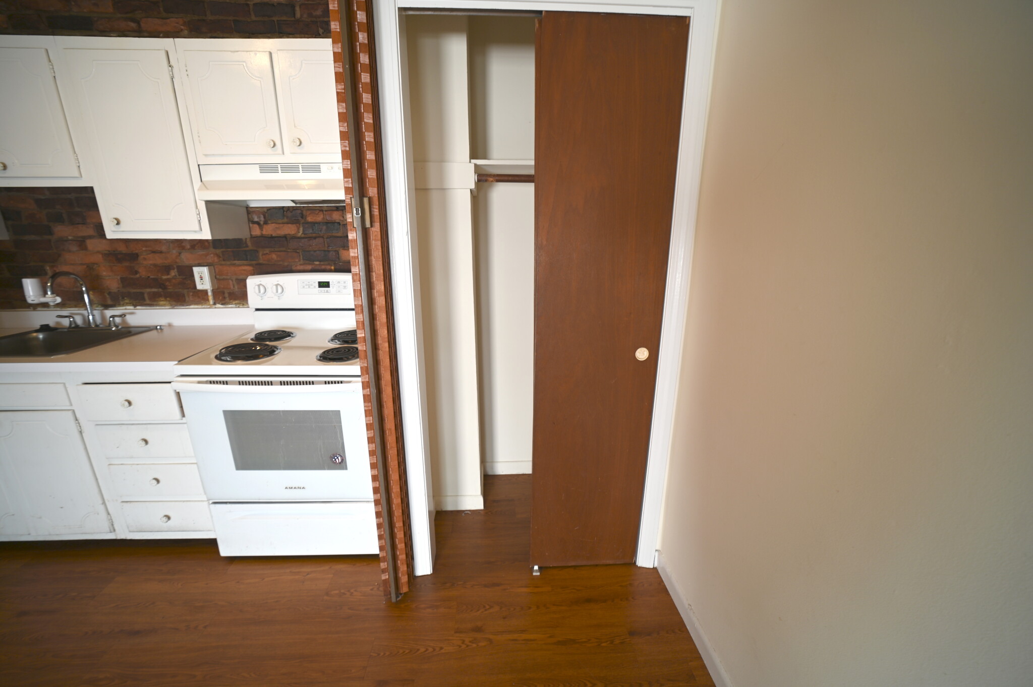 1 bed, 1 bath apartment for rent at 74 South Huntington Ave Unit 22, Jamaica Plain — photo 4 of 8