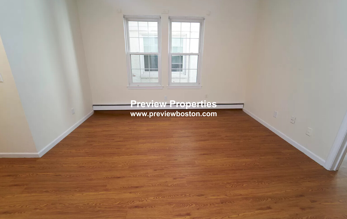 1 bed, 1 bath apartment for rent at 74 South Huntington Ave Unit 2P, Jamaica Plain