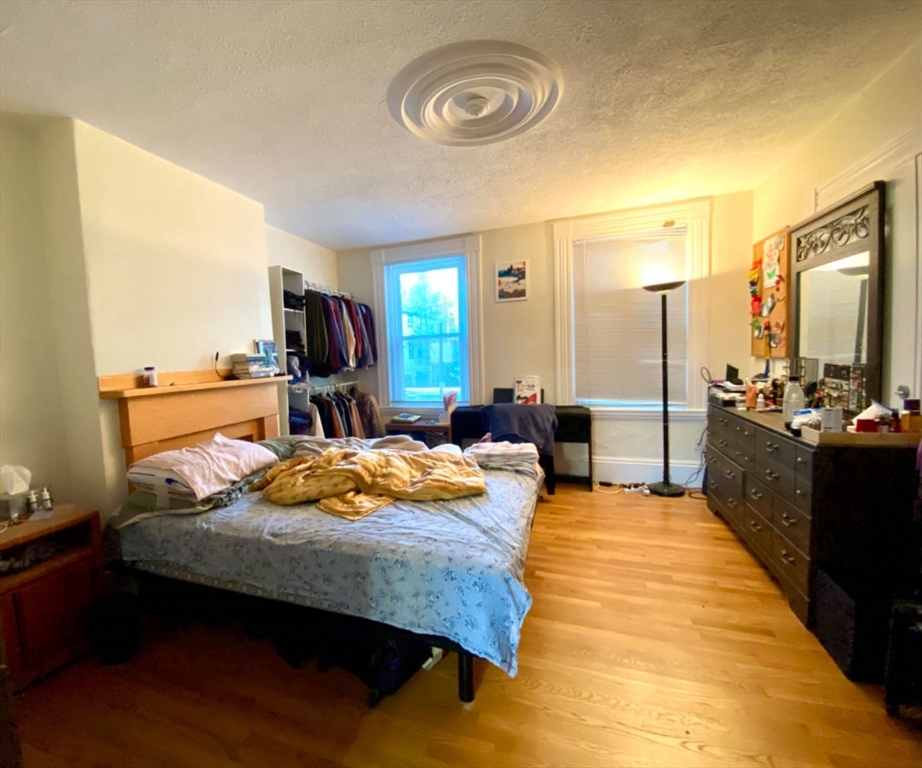 1 bed, 1 bath apartment for rent at 74 Spring St Unit 1, East Cambridge — photo 5 of 14
