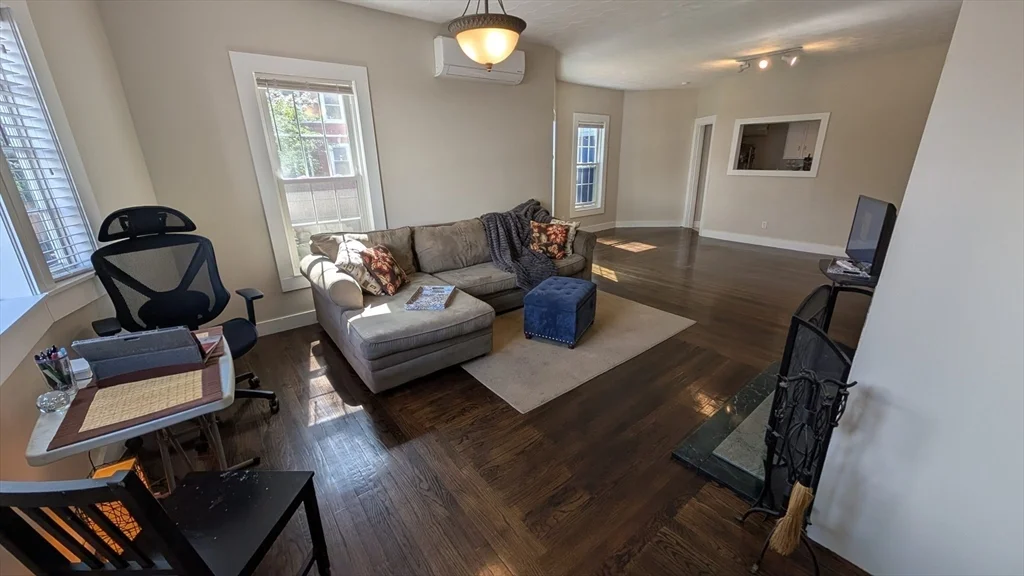 1 bed, 1 bath apartment for rent at 74 Sydney Unit 1, Dorchester — photo 6 of 20