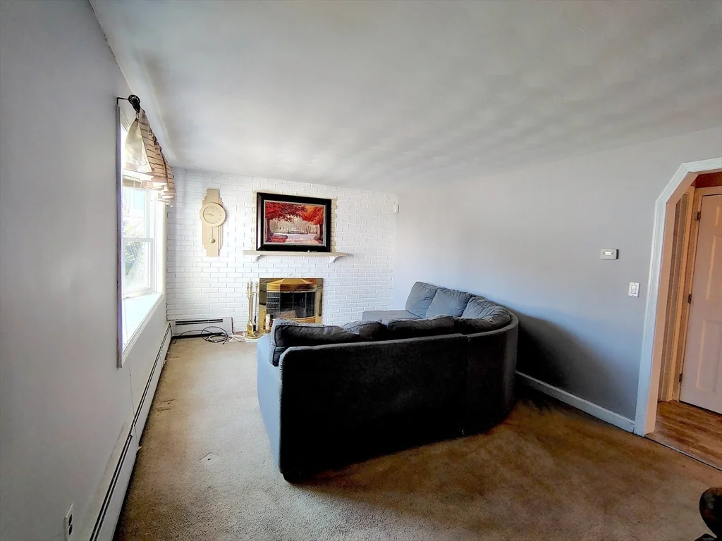 3 bed, 2 bath apartment for rent at 74 Thurlow Ave, Revere — photo 8 of 18