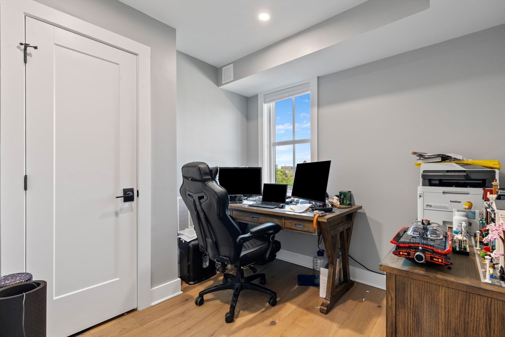 4 bed, 2 bath apartment for rent at 74 Tremont St Unit 74, Charlestown — photo 17 of 24