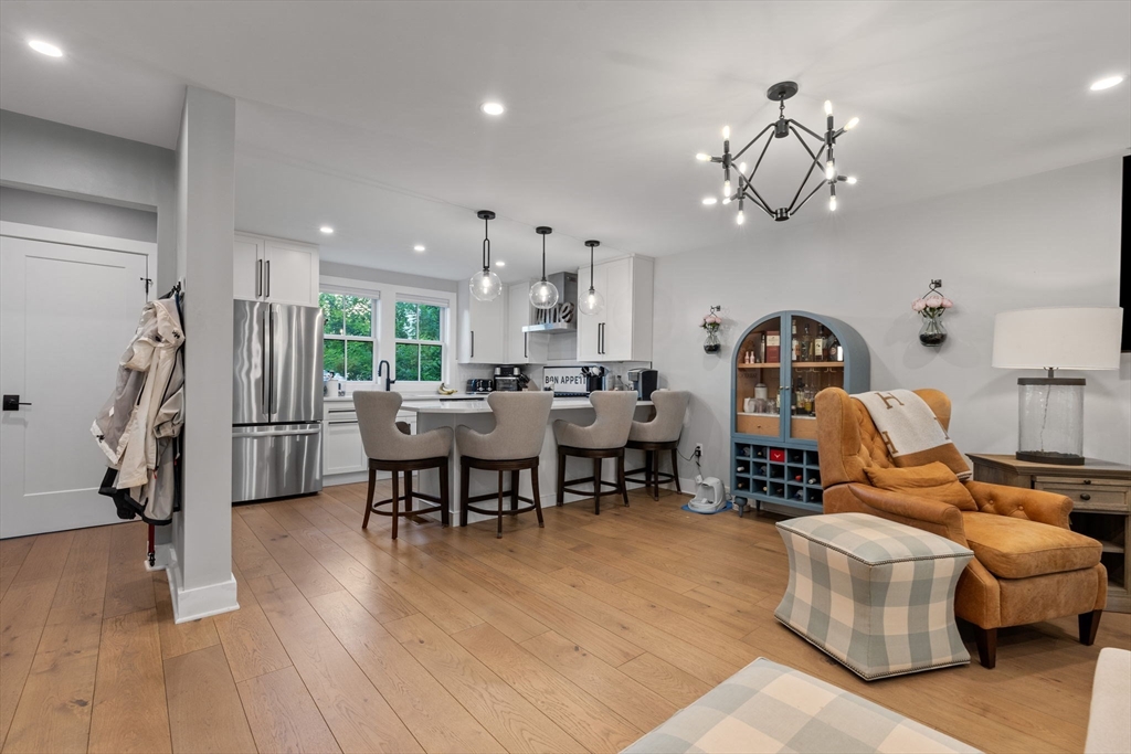 4 bed, 2 bath apartment for rent at 74 Tremont St Unit 74, Charlestown — photo 4 of 24