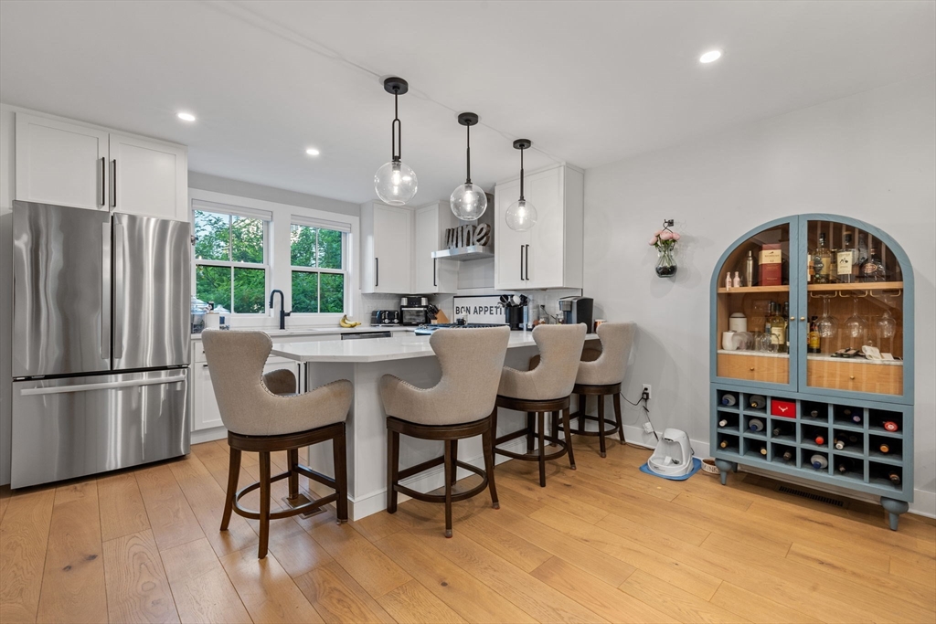 4 bed, 2 bath apartment for rent at 74 Tremont St Unit 74, Charlestown — photo 6 of 24