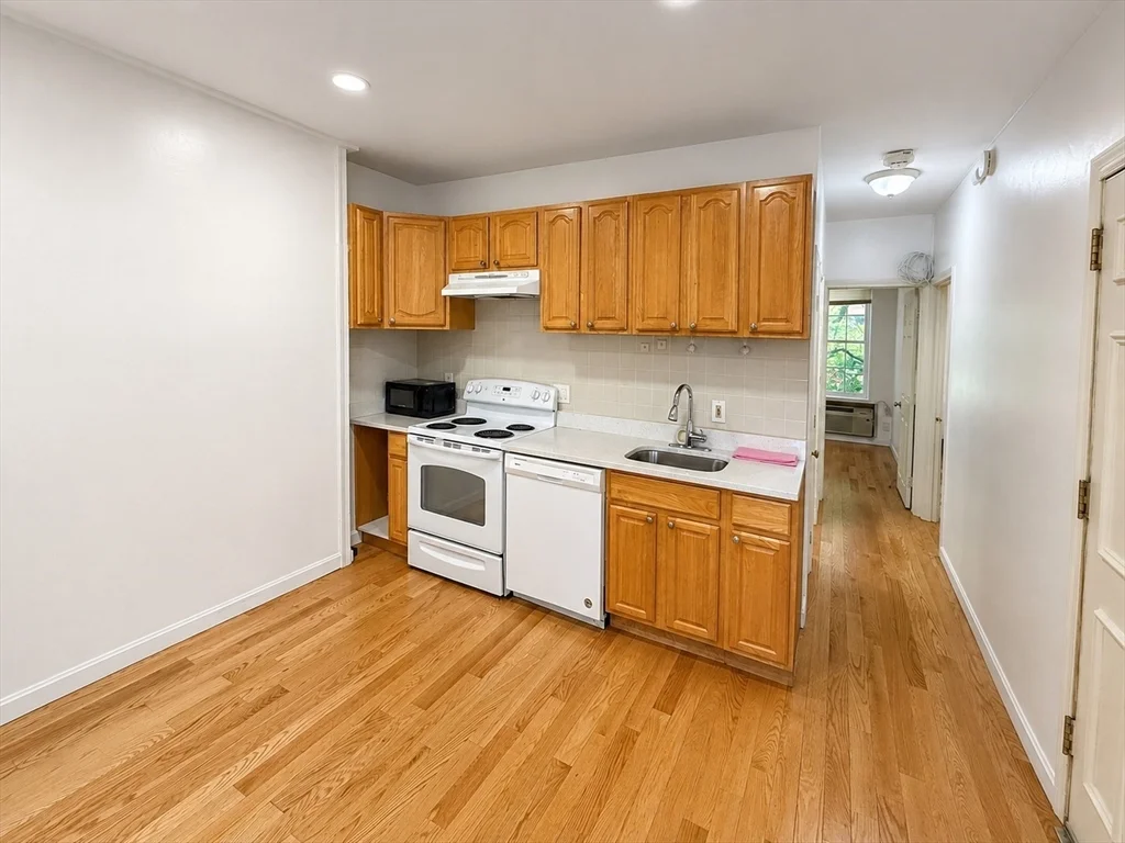 1 bed, 1 bath apartment for rent at 74 Tyler St Unit C, Chinatown — photo 2 of 34