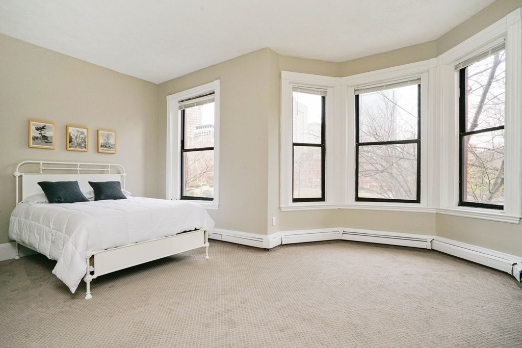 3 bed, 1 bath apartment for rent at 74 W Rutland Sq Unit 3, South End — photo 13 of 24