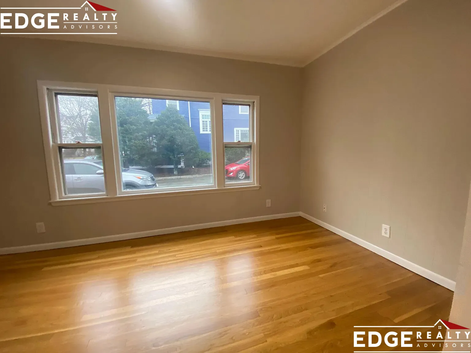 3 bed, 1.5 bath apartment for rent at 74 Wallingford Rd Unit 1, Brighton — photo 9 of 11