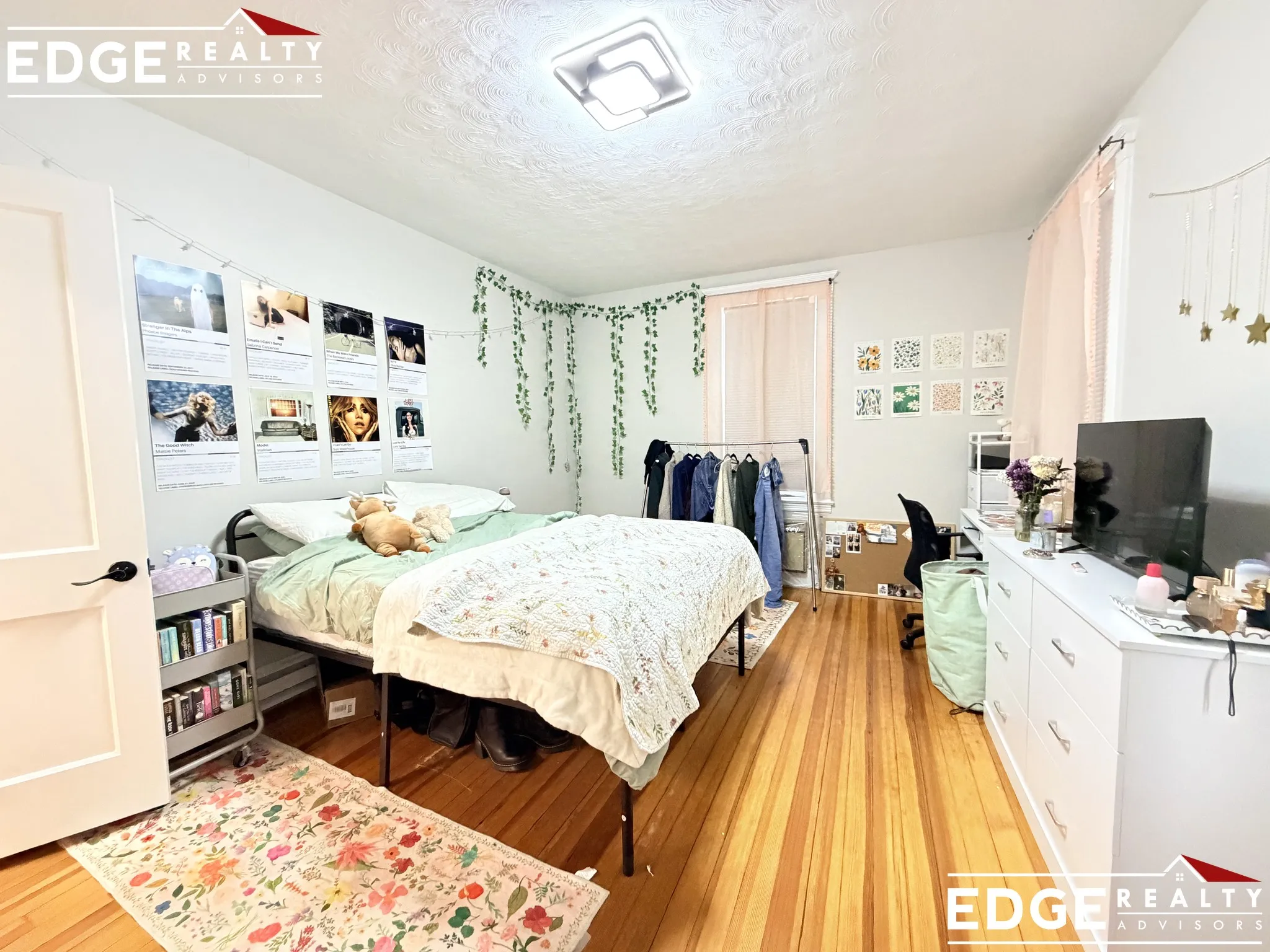 3 bed, 1.5 bath apartment for rent at 74 Wallingford Rd Unit 1, Brighton — photo 7 of 11
