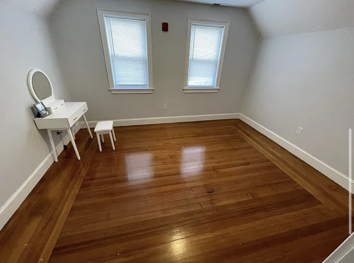 2 bed, 1 bath apartment for rent at 74 Weld Hill St Unit 3, Jamaica Plain — photo 2 of 7