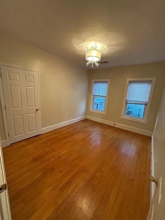 3 bed, 1 bath apartment for rent at 74 Weston St Unit 2, Brockton Heights — photo 3 of 9