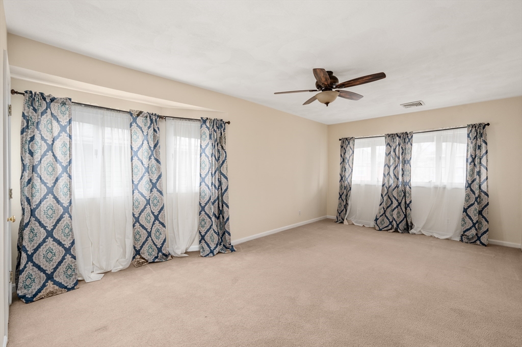 4 bed, 2 bath apartment for rent at 74 Windsor Rd Unit 2, Tufts University — photo 22 of 36