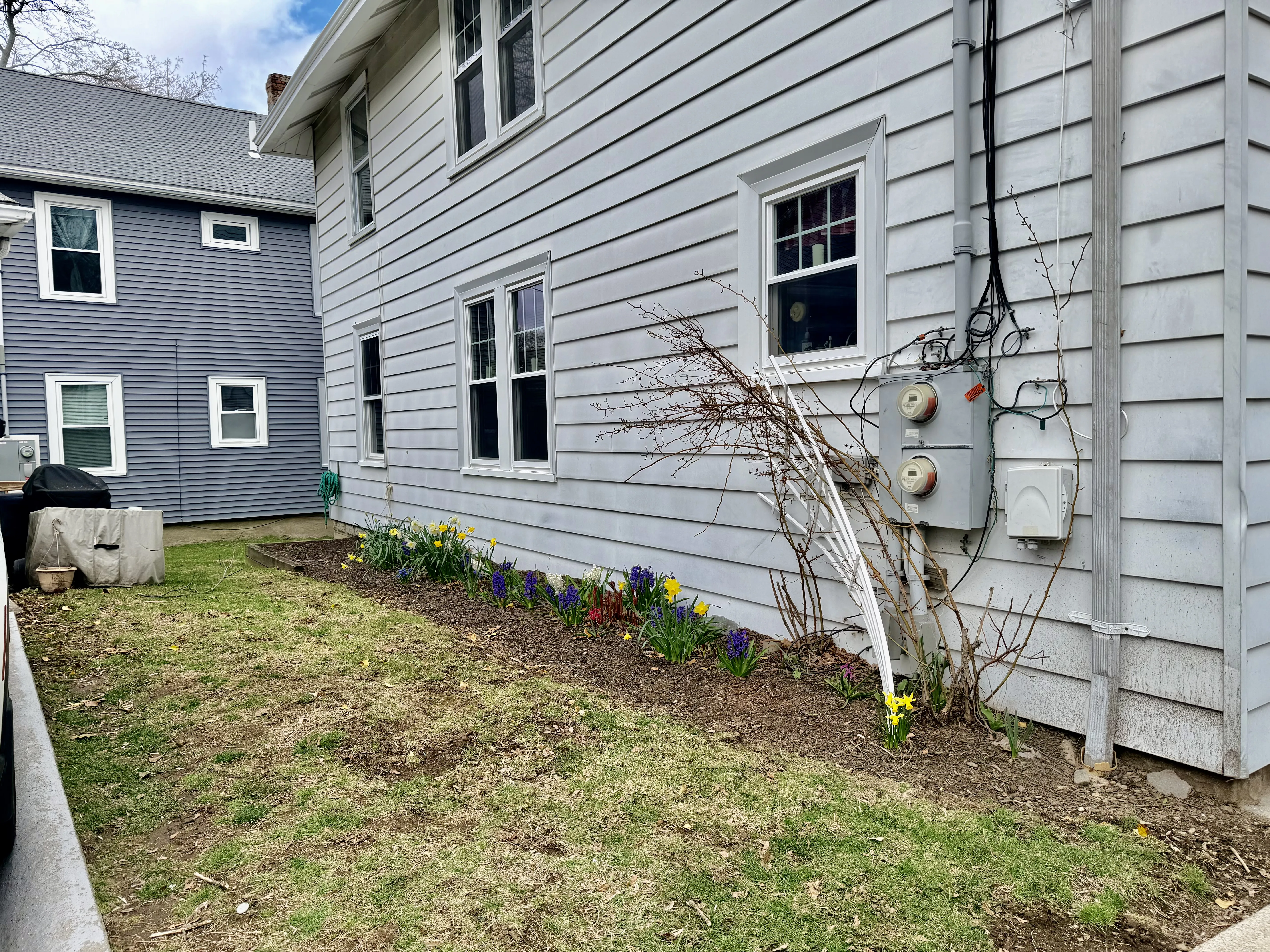 3 bed, 2 bath apartment for rent at 740 Belmont St Unit 740, Watertown — photo 35 of 38