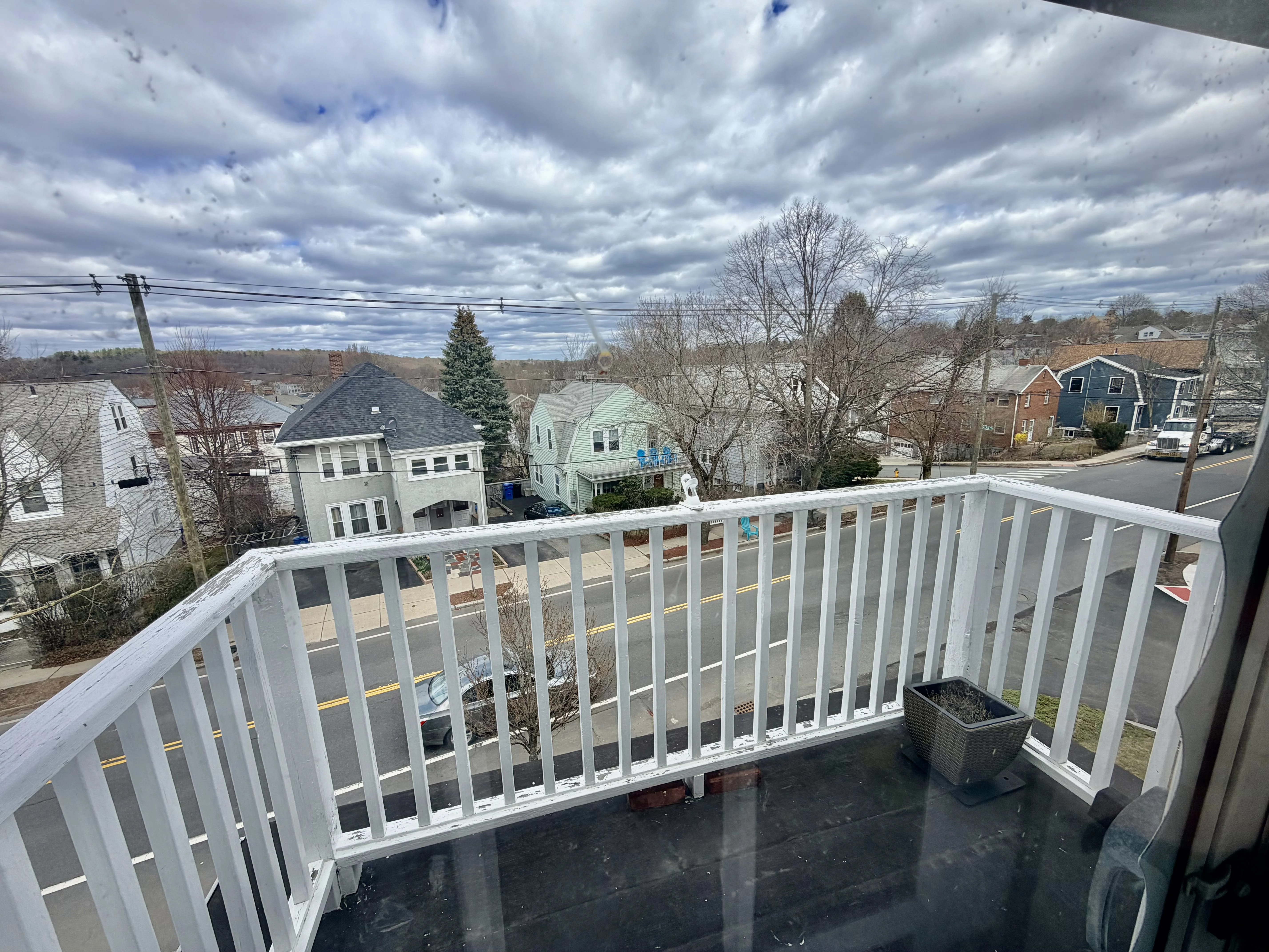 3 bed, 2 bath apartment for rent at 740 Belmont St Unit 740, Watertown — photo 36 of 38