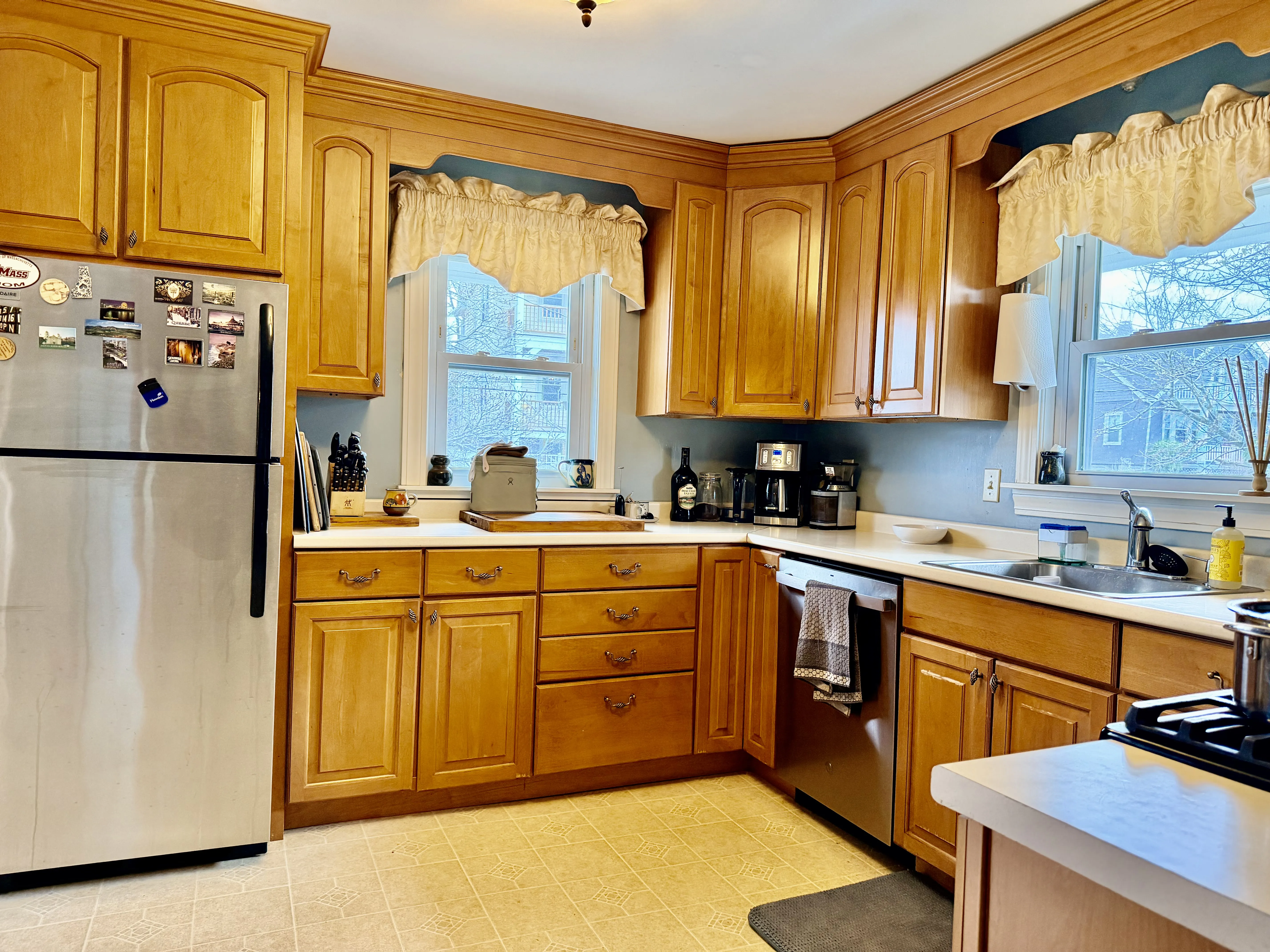 3 bed, 2 bath apartment for rent at 740 Belmont St Unit 740, Watertown — photo 7 of 38