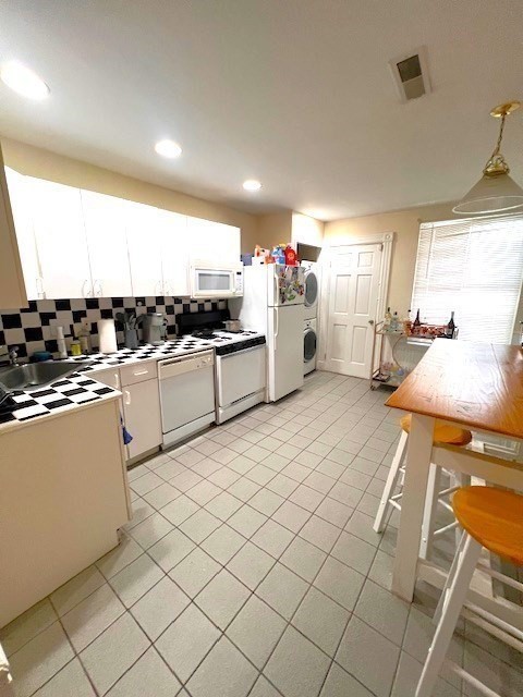 2 bed, 1 bath apartment for rent at 740 East 6th Unit 1, Boston — photo 3 of 8