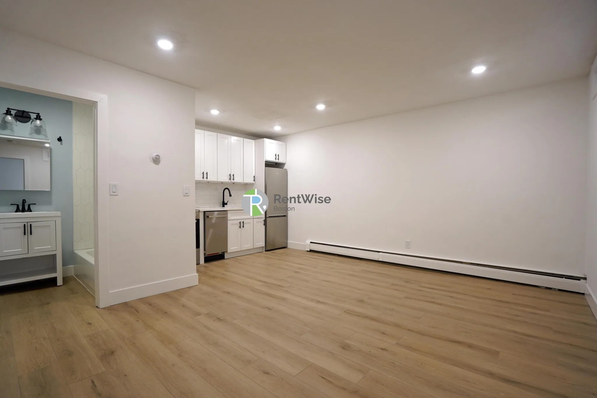 1 bed, 1 bath apartment for rent at 740 East 7th St Unit 2, South Boston