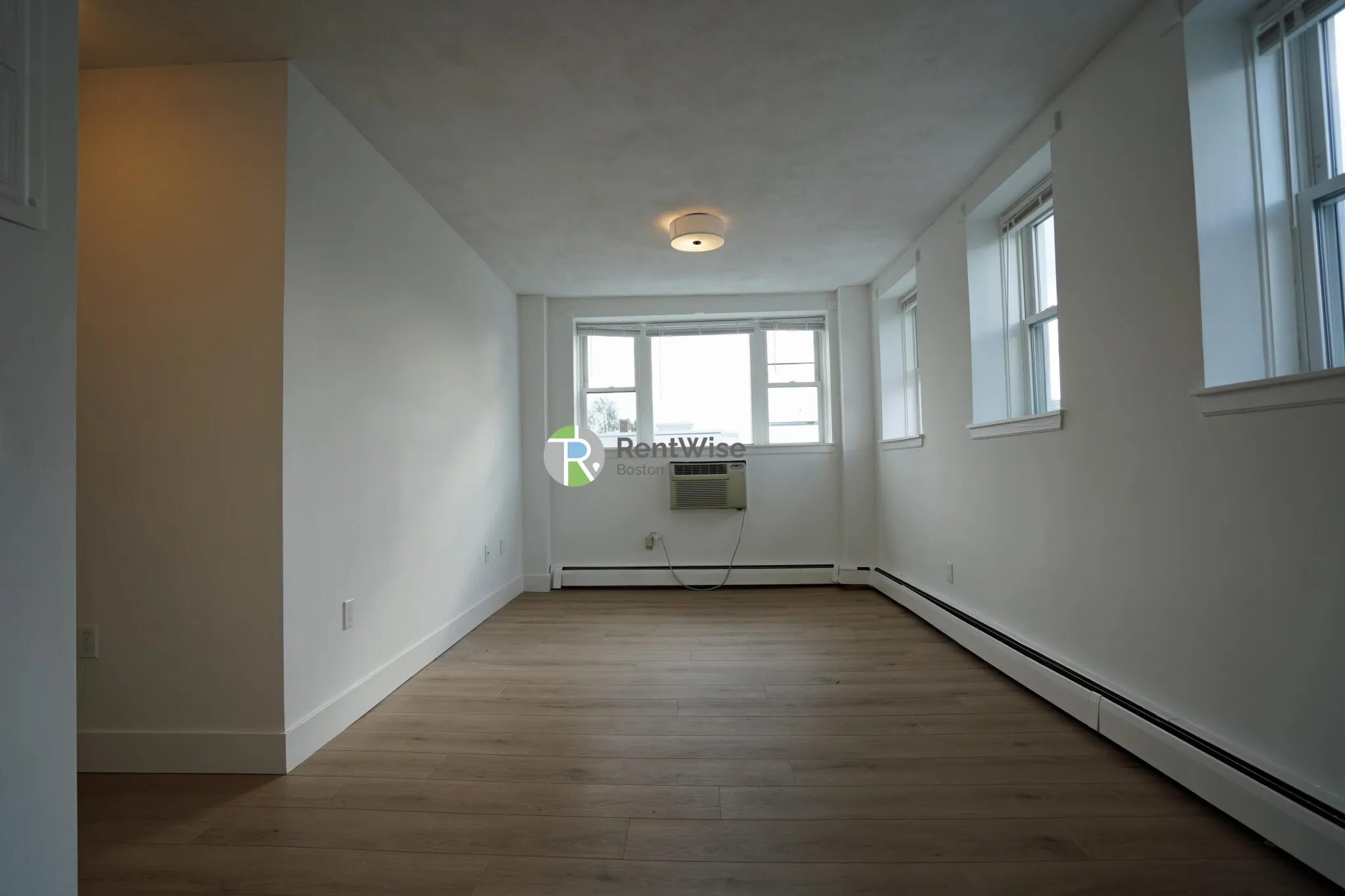 2 bed, 1 bath apartment for rent at 740 East 7th St Unit 20, South Boston — photo 4 of 14