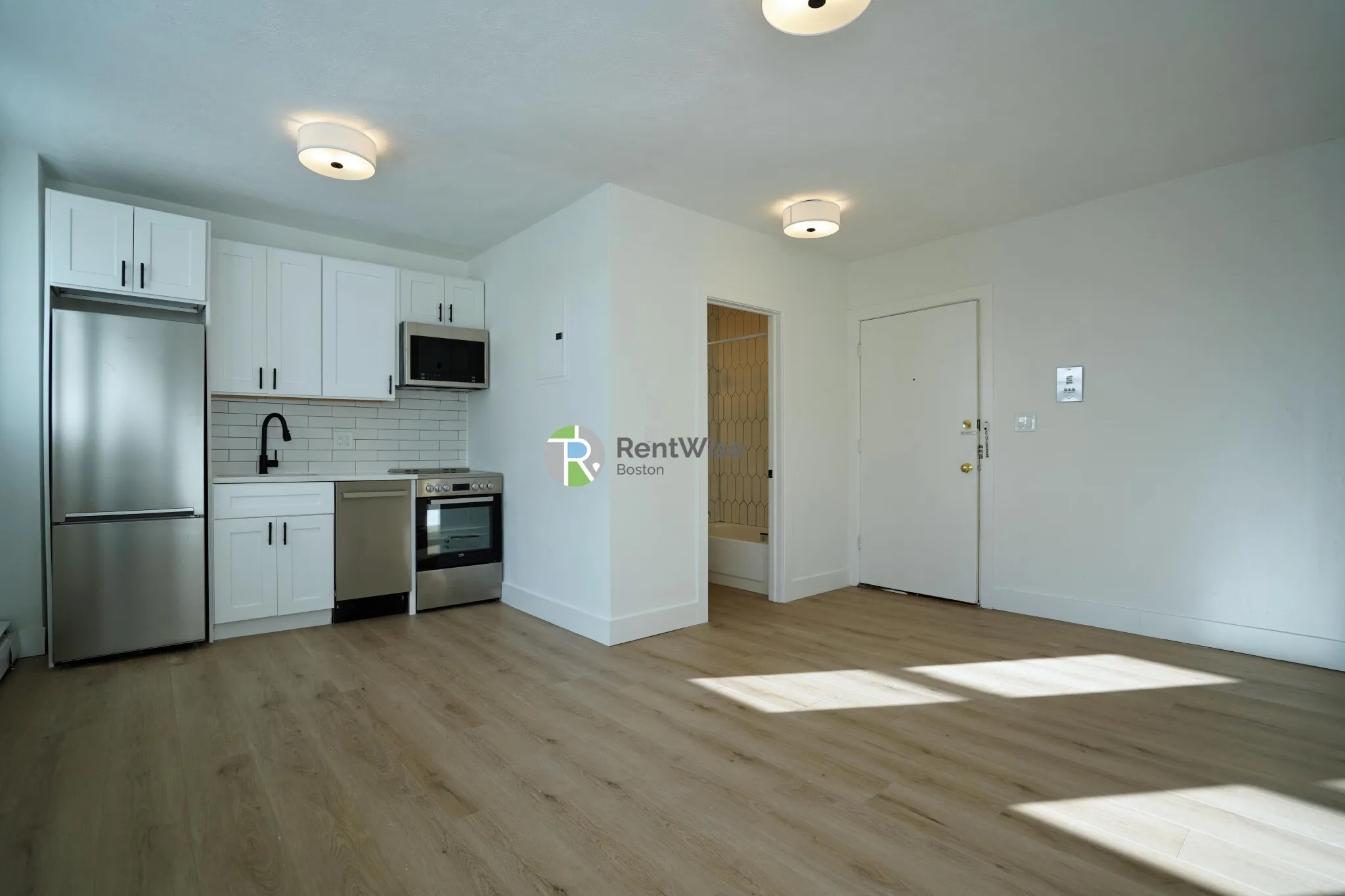 2 bed, 1 bath apartment for rent at 740 East 7th St Unit 22, South Boston