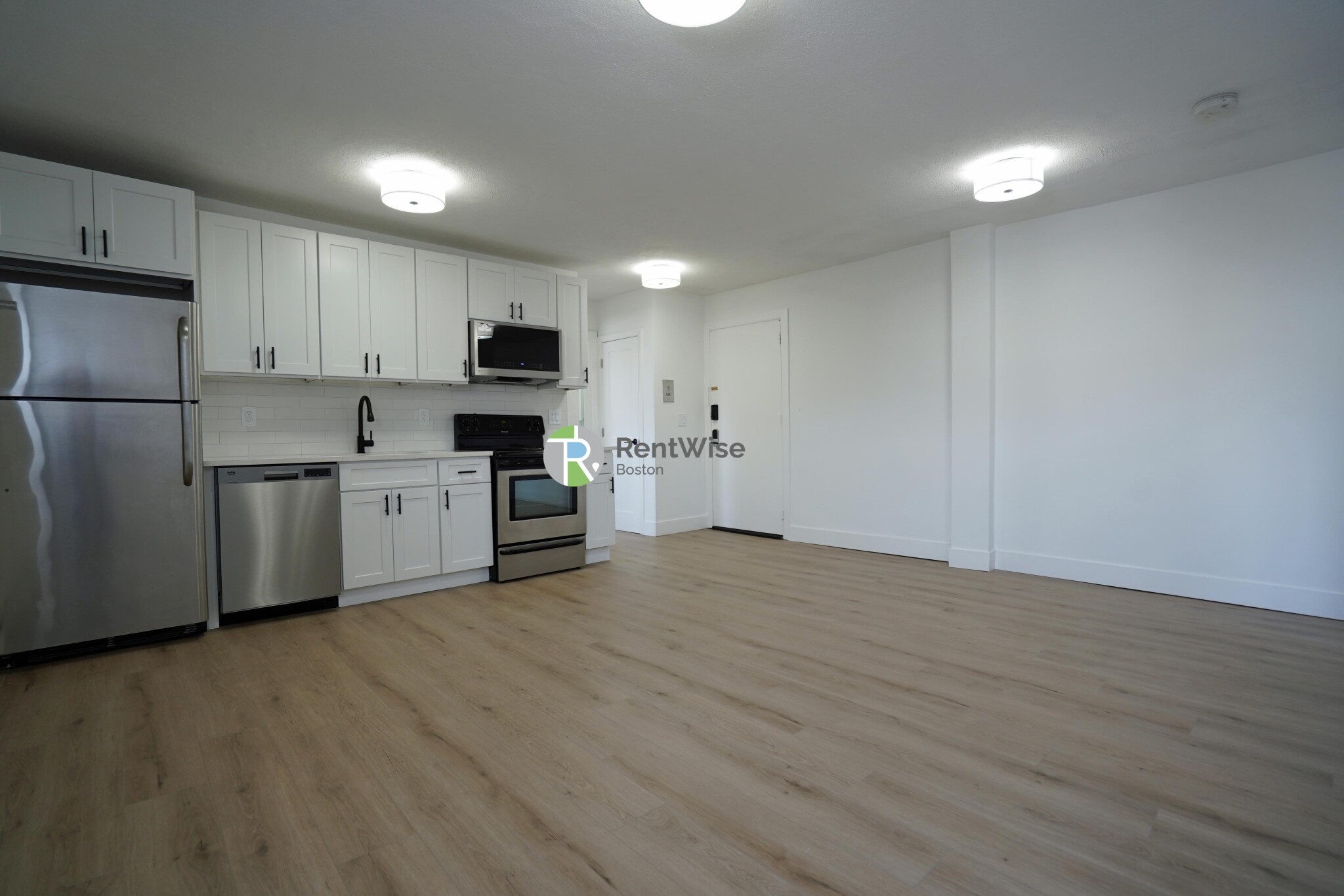 2 bed, 1 bath apartment for rent at 740 East 7th St Unit 41, South Boston — photo 3 of 16