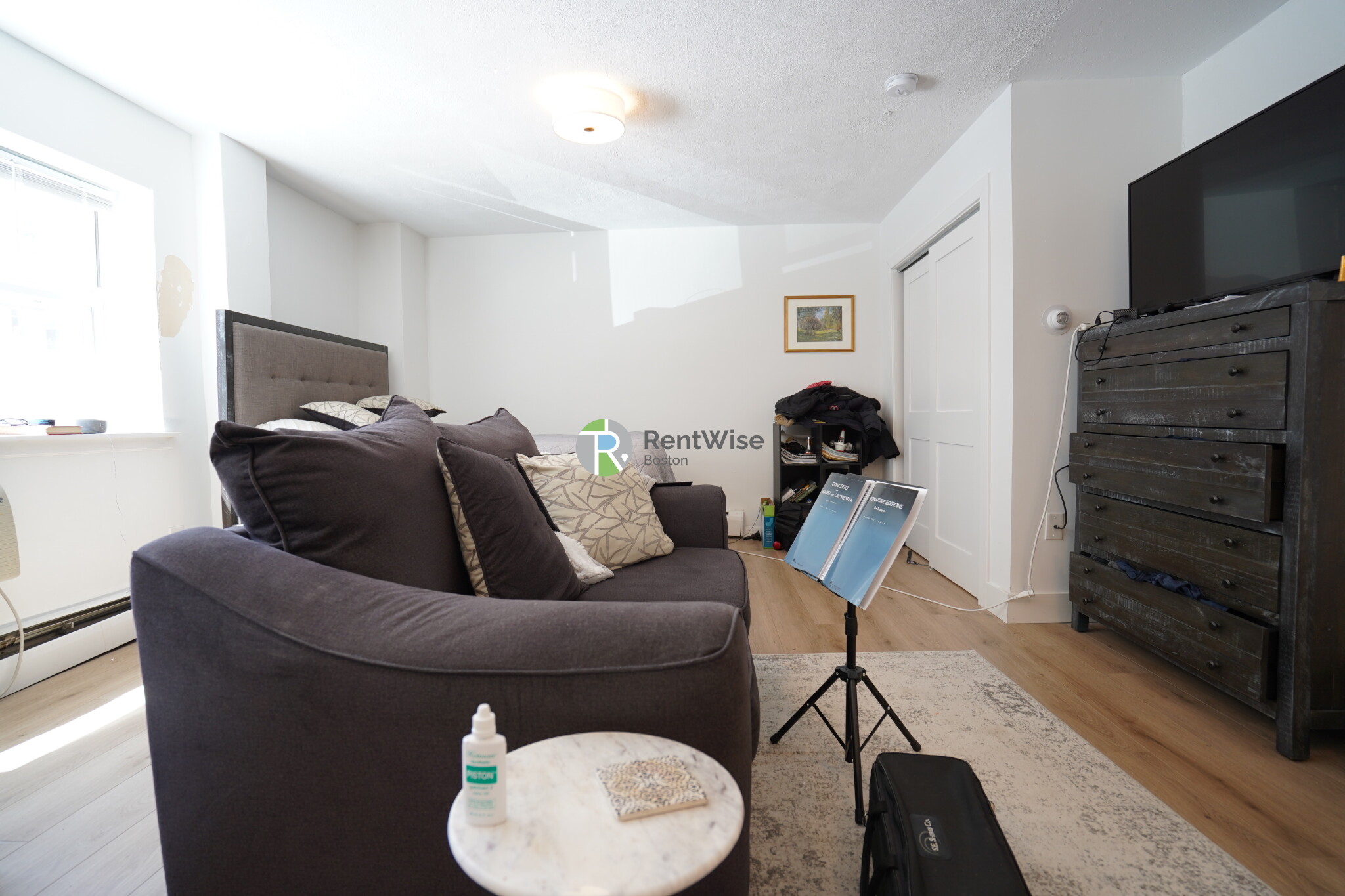 Studio bed, 1 bath apartment for rent at 740 East 7th St Unit 9, South Boston — photo 2 of 9