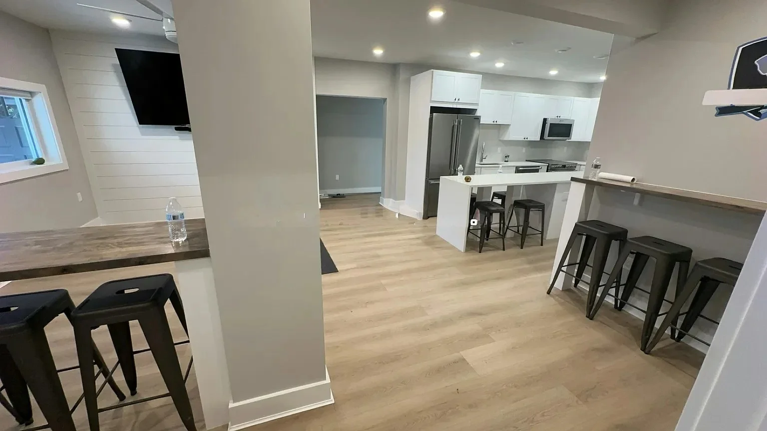 8+ bed, 4+ bath apartment for rent at 741 Broadway Unit 1, Somerville — photo 4 of 15