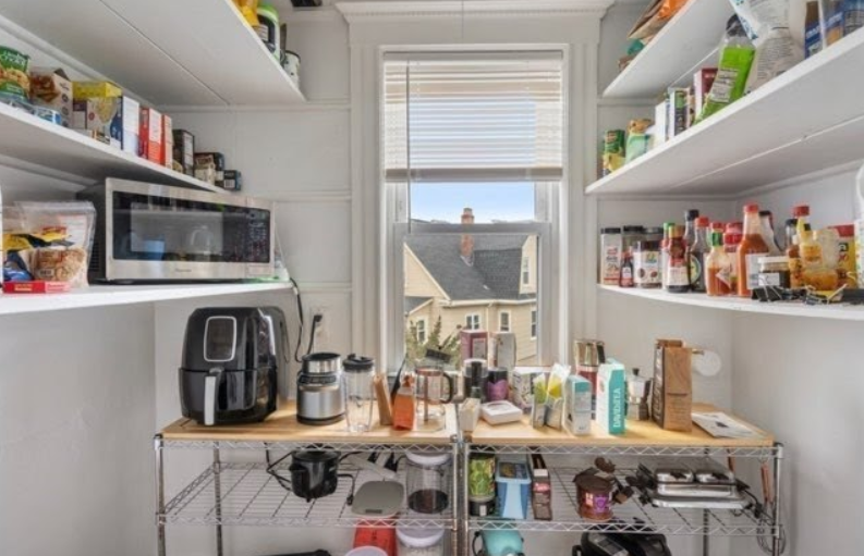3 bed, 1 bath apartment for rent at 741 Broadway Unit 2, Somerville — photo 3 of 6