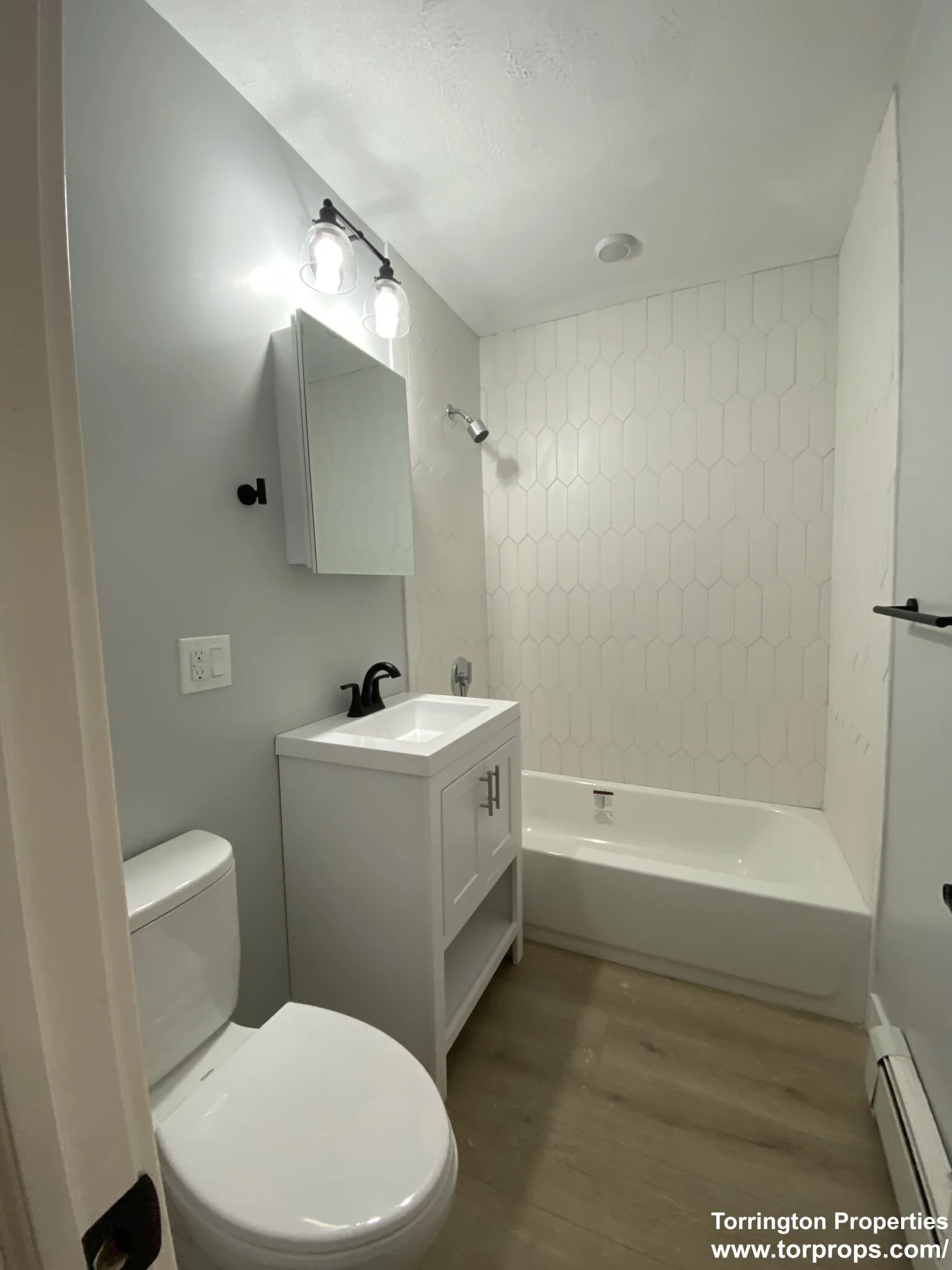 2 bed, 1 bath apartment for rent at 741 East 6th St Unit 17, South Boston — photo 16 of 18