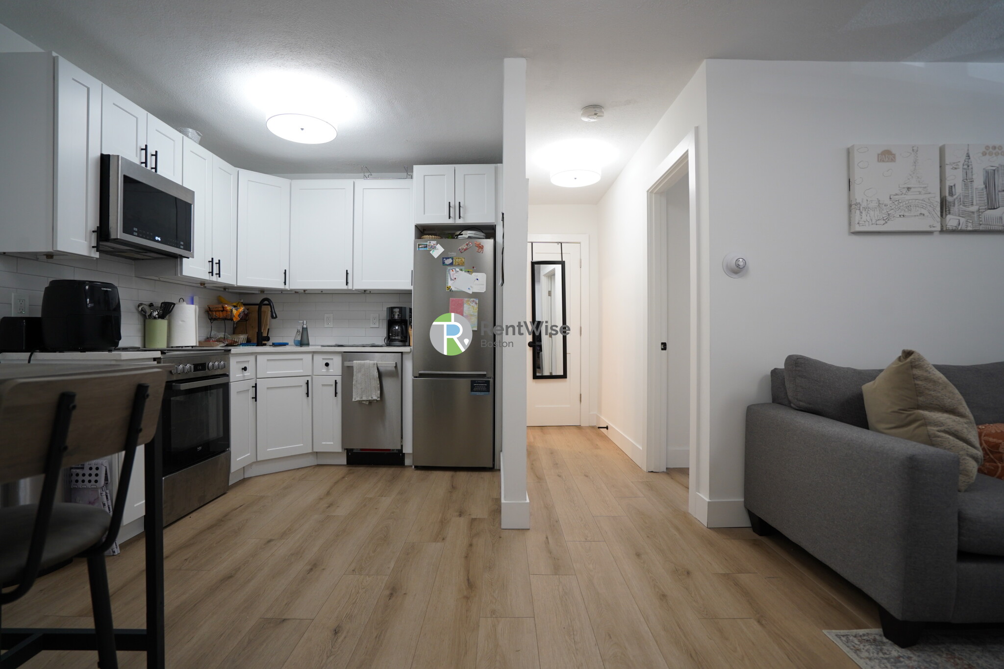 2 bed, 1 bath apartment for rent at 741 East 6th St Unit 18, South Boston — photo 5 of 14