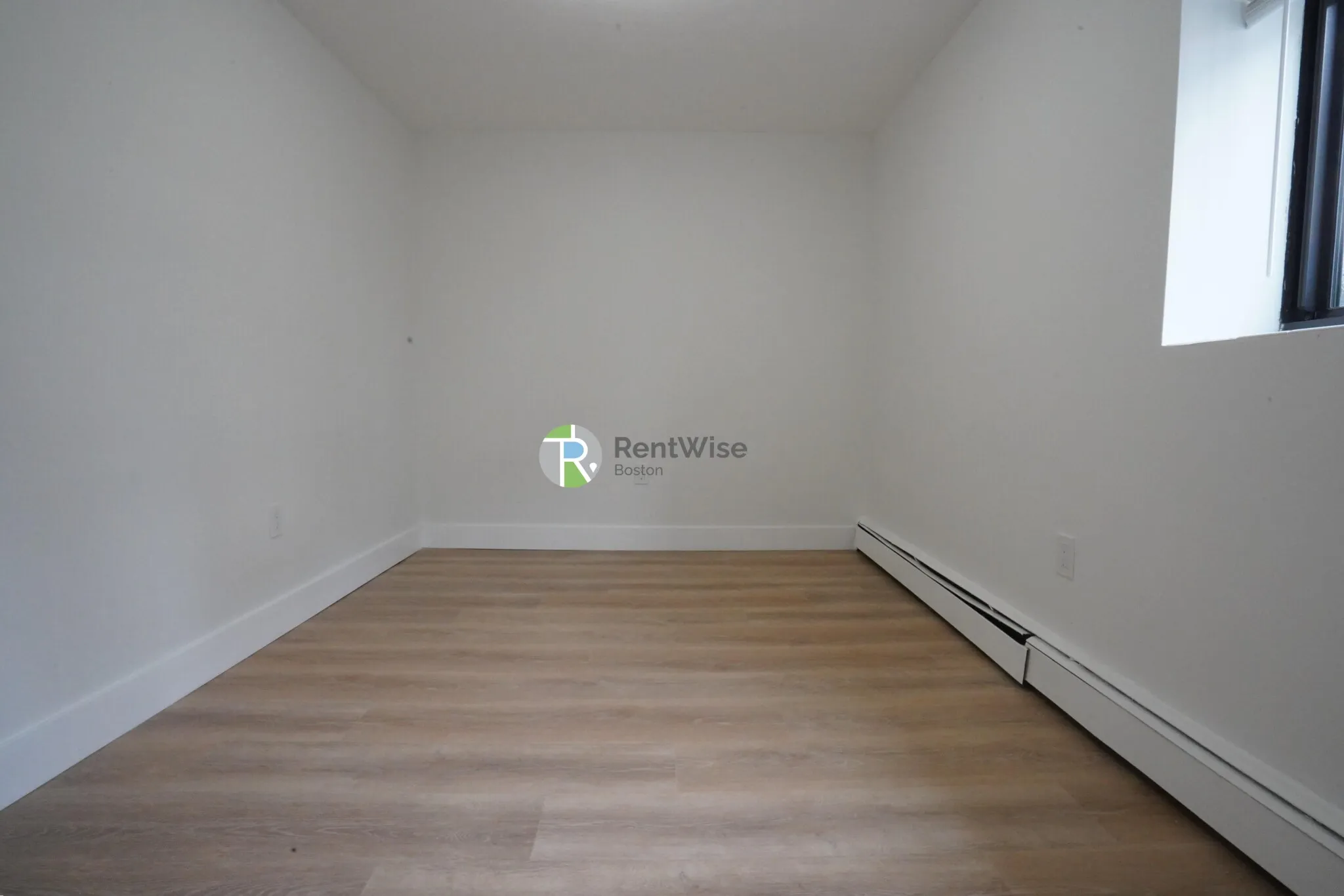 2 bed, 1 bath apartment for rent at 741 East 6th St Unit 2, South Boston — photo 7 of 12