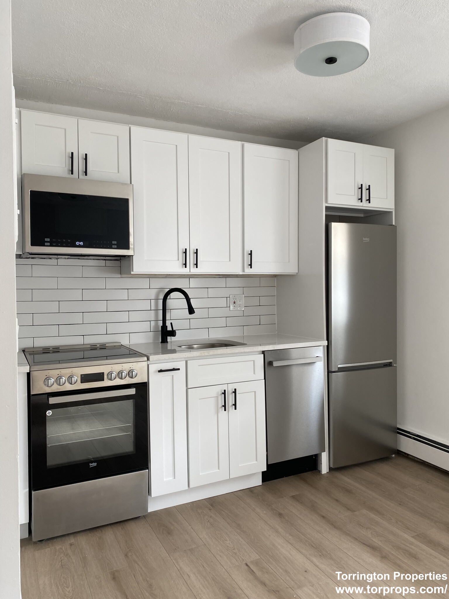 Studio bed, 1 bath apartment for rent at 741 East 6th St Unit 3, South Boston — photo 15 of 18