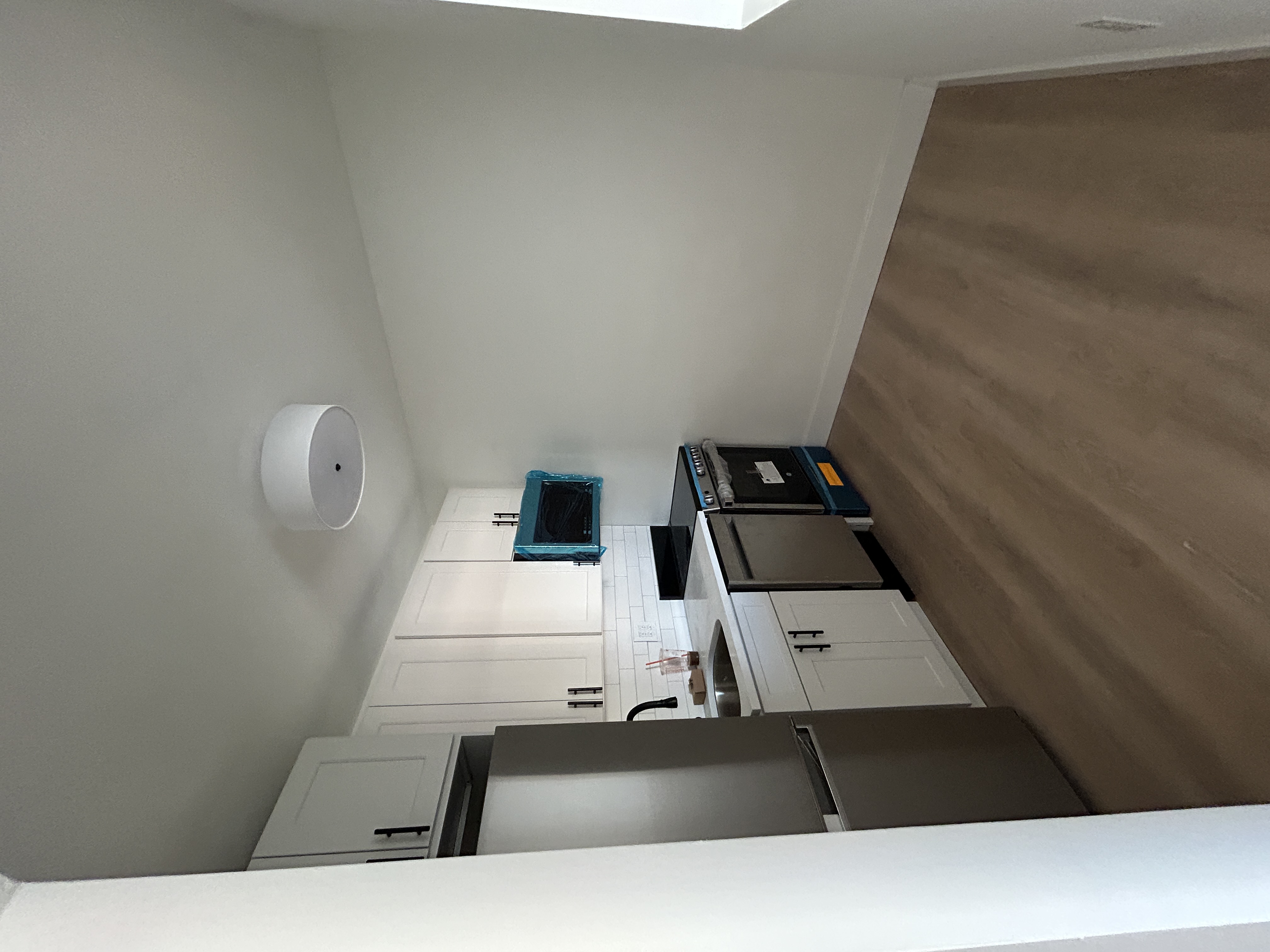 Studio bed, 1 bath apartment for rent at 741 East 6th St Unit 34, South Boston — photo 3 of 8