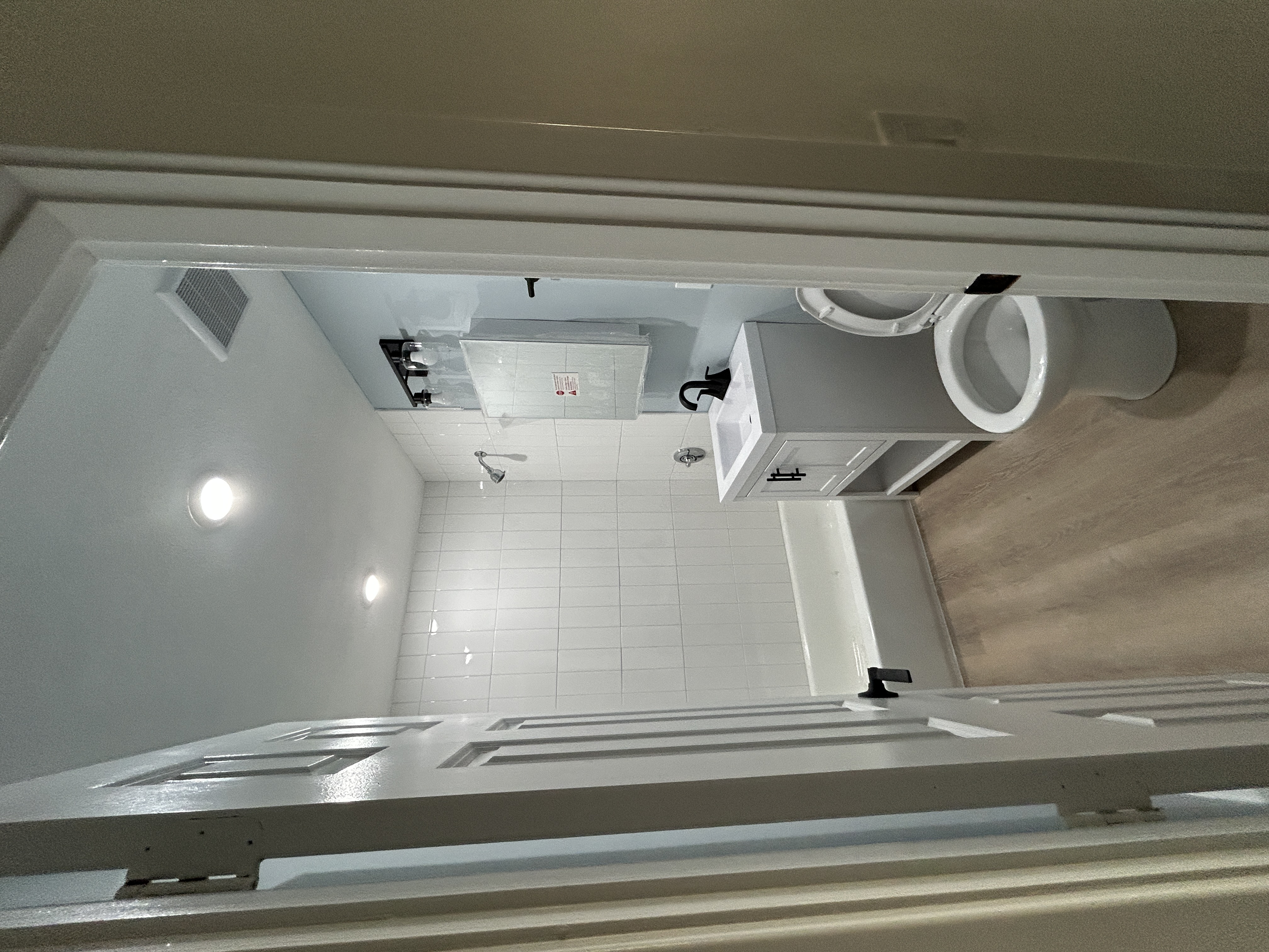 Studio bed, 1 bath apartment for rent at 741 East 6th St Unit 34, South Boston — photo 5 of 8