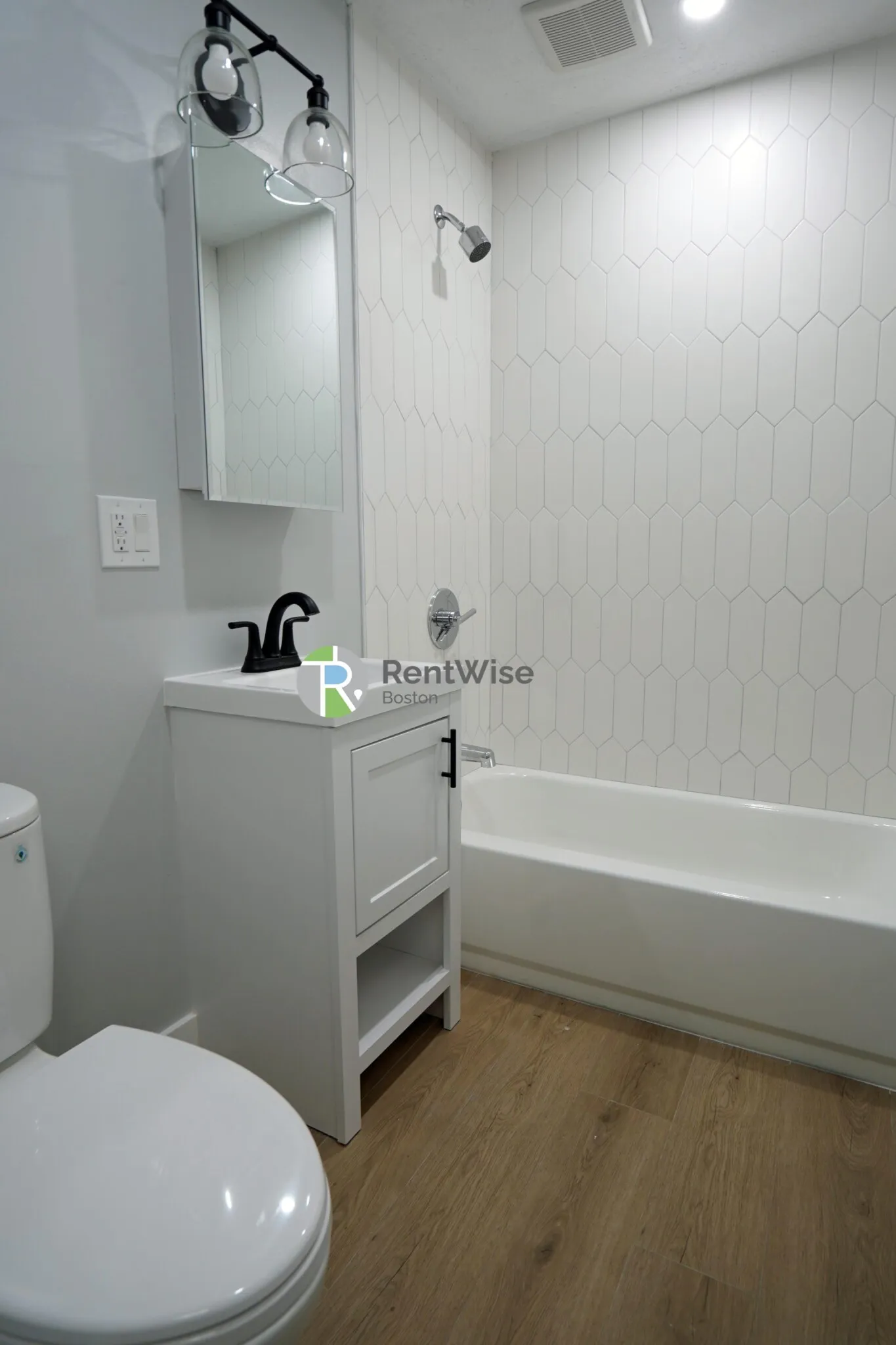 2 bed, 1 bath apartment for rent at 741 East 6th St Unit 7, South Boston — photo 13 of 17