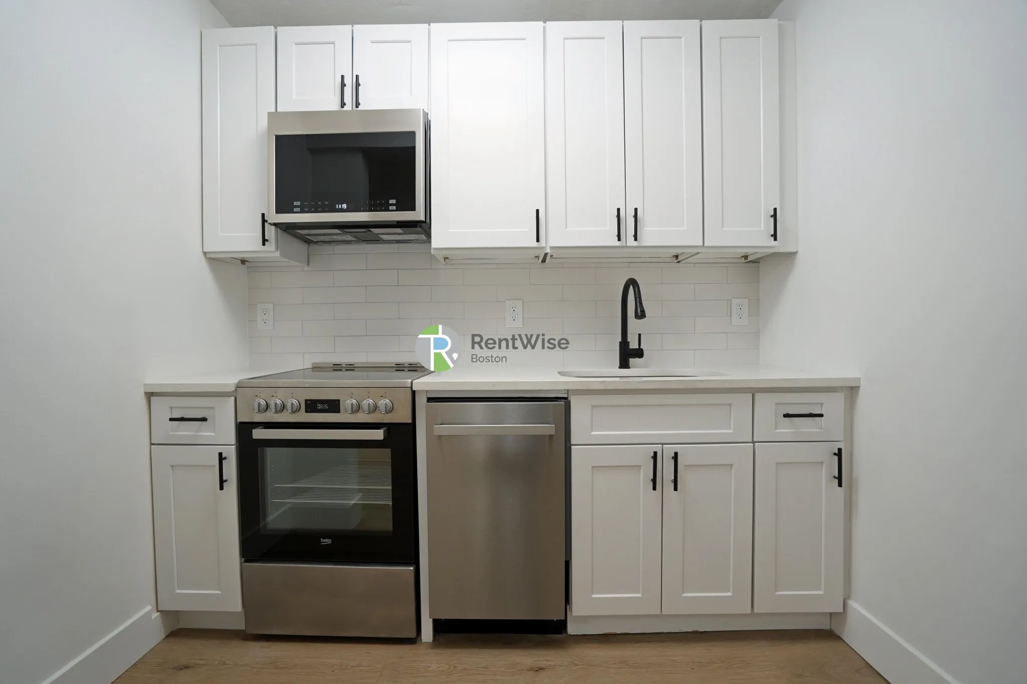 2 bed, 1 bath apartment for rent at 741 East 6th St Unit 7, South Boston — photo 6 of 17