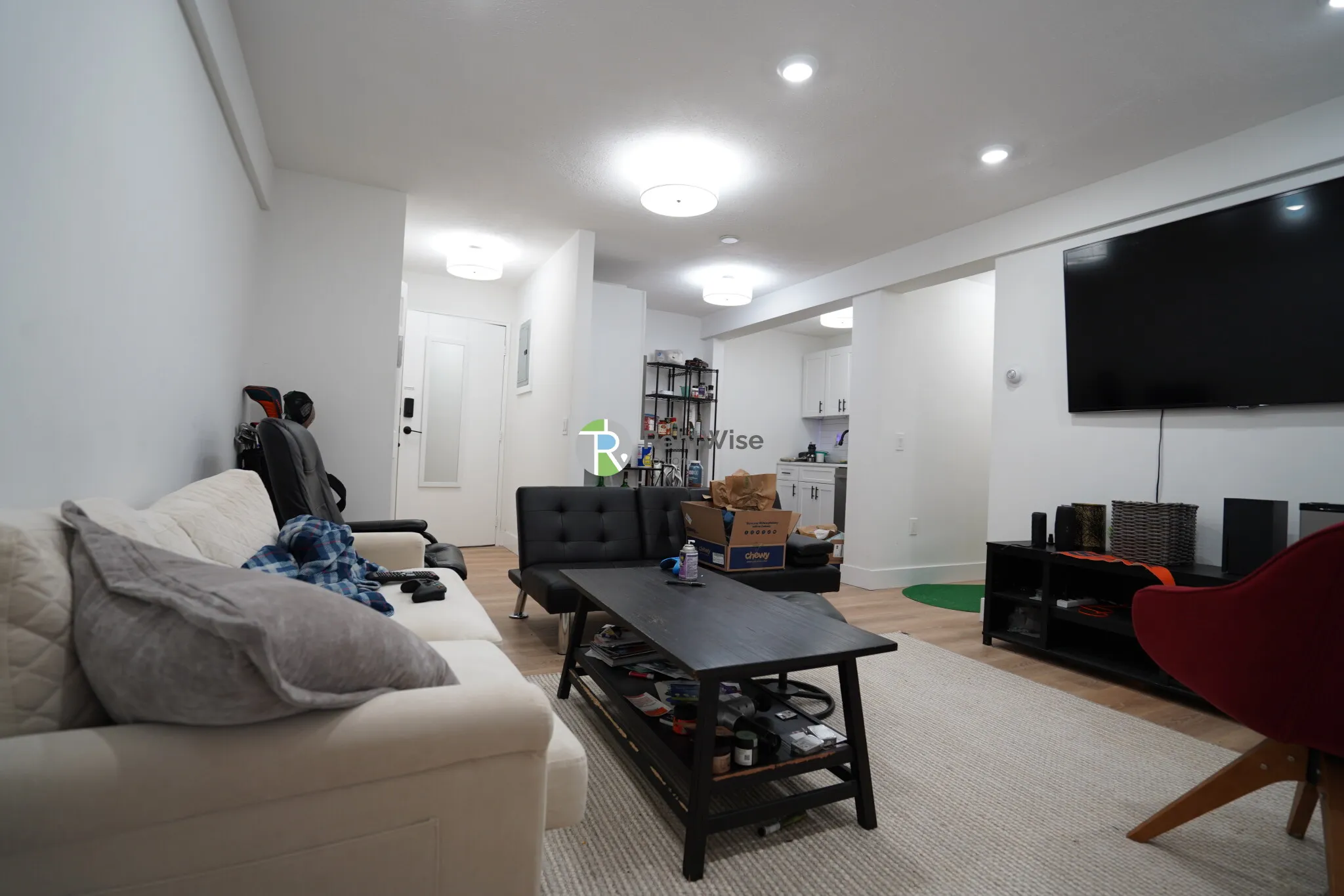 2 bed, 1 bath apartment for rent at 741 East 6th St Unit 8, South Boston — photo 13 of 31