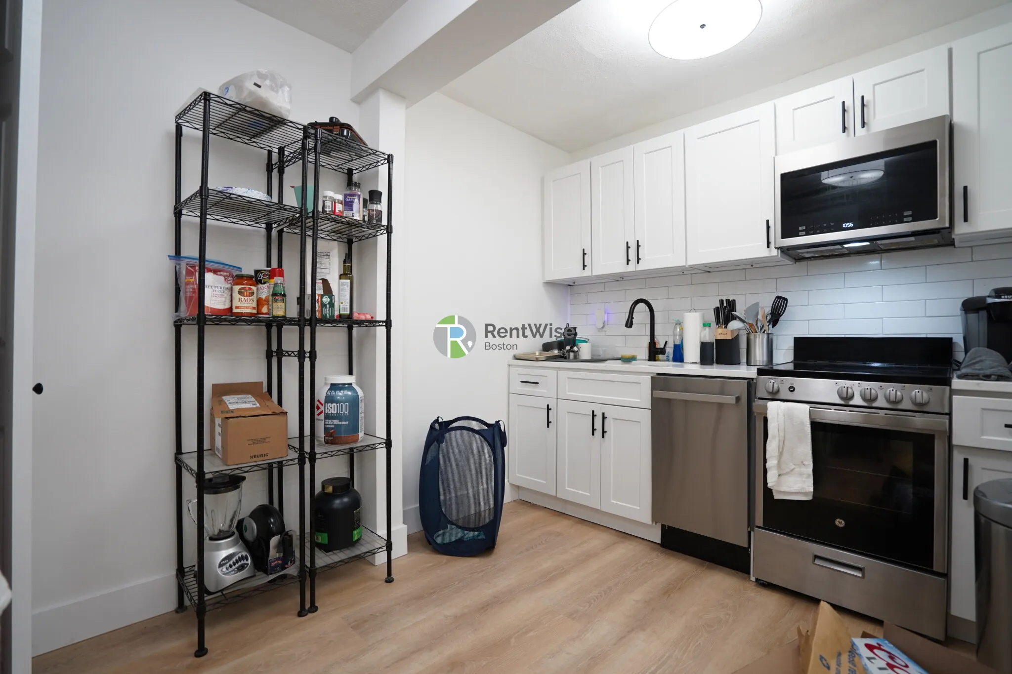2 bed, 1 bath apartment for rent at 741 East 6th St Unit 8, South Boston — photo 6 of 31
