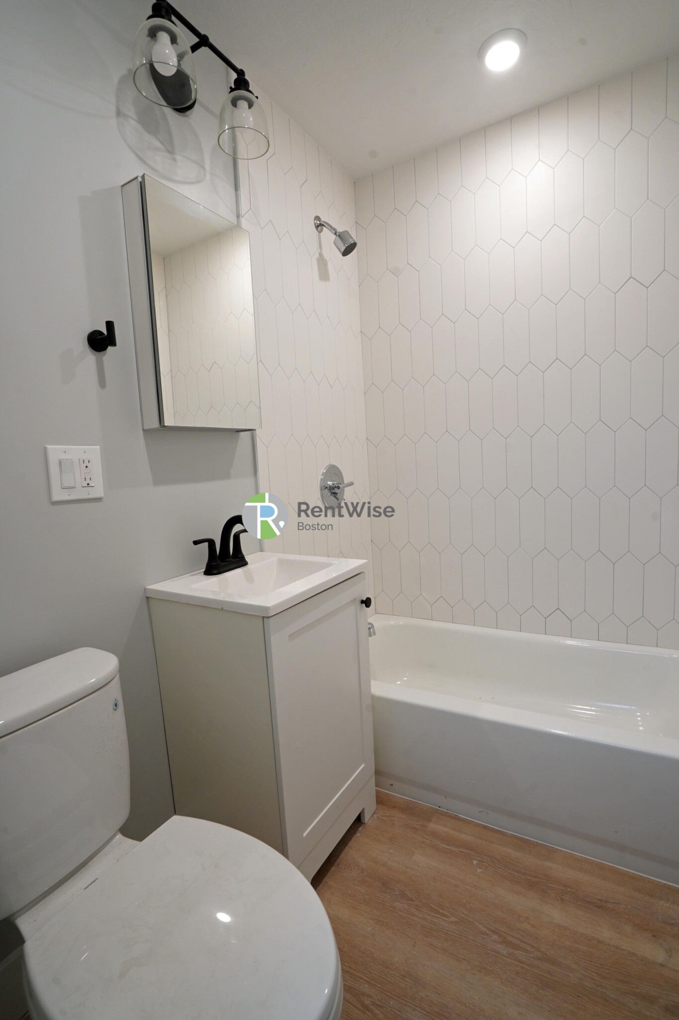 2 bed, 1 bath apartment for rent at 741 East 6th St Unit 9, South Boston — photo 12 of 15