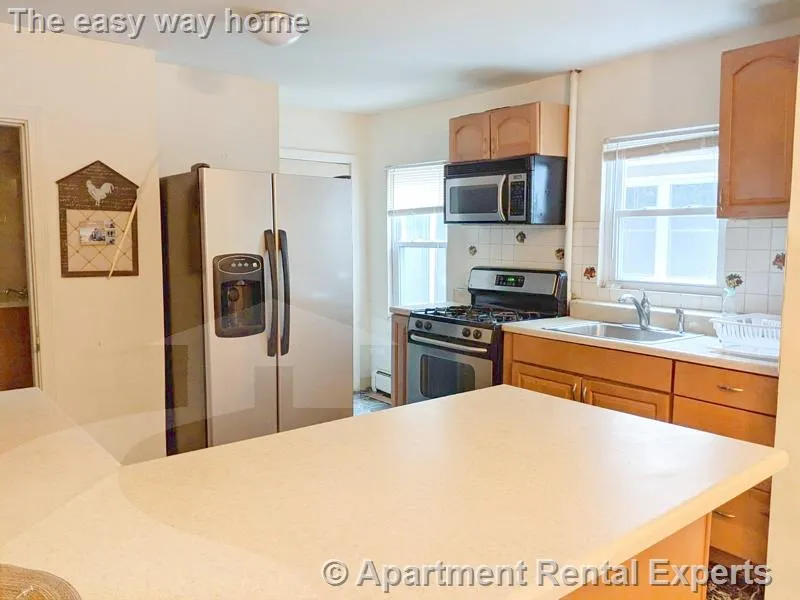 1 bed, 1 bath apartment for rent at 741 Somerville Ave Unit 1, Porter Square
